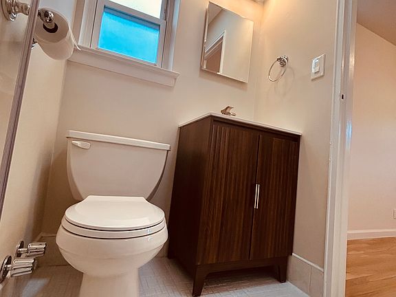 5th image of 2731 E 65th St #1