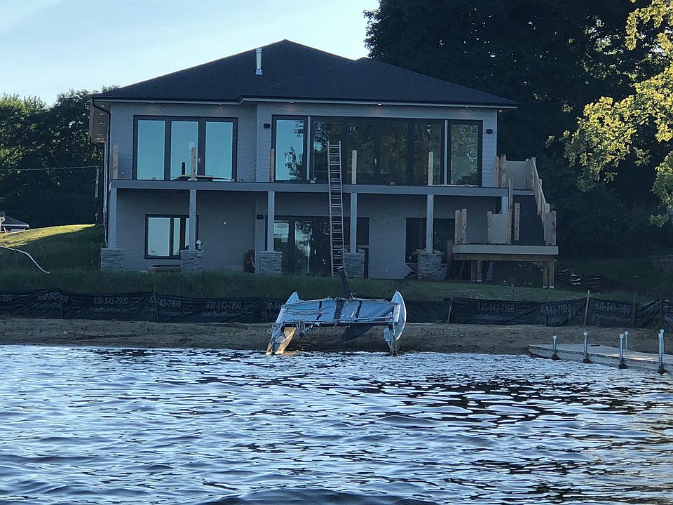 2nd image of 418 Morning Star Ln