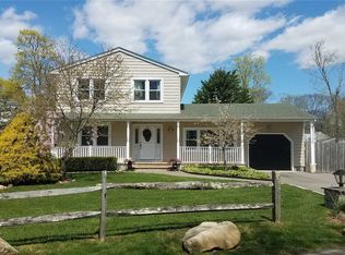 17 Bridge Pl, Brookhaven, NY 11719