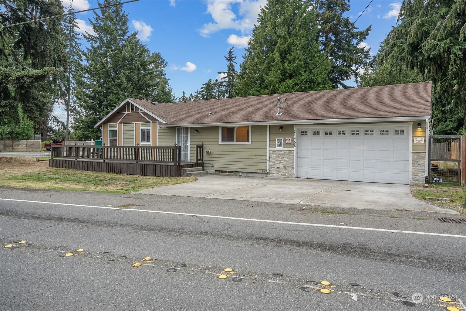 21458 Military Road S photo 1