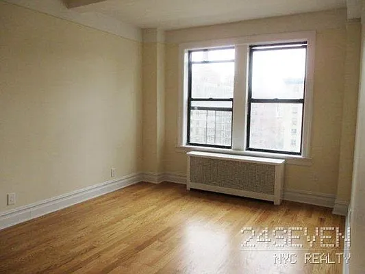 Rented by 24 7 NYC Realty Inc. | media 43