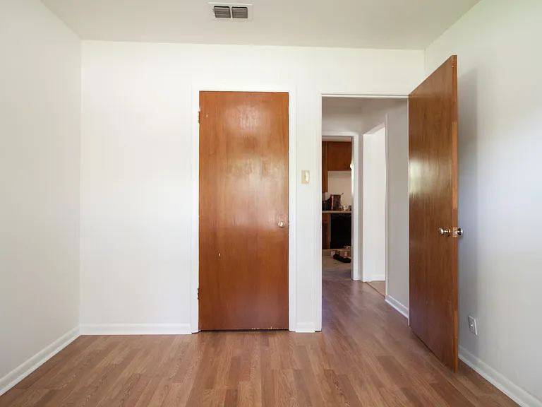 8406 Burrell Dr — Photo 6