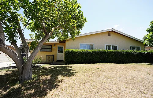 220 Lilac Ct Photo 1