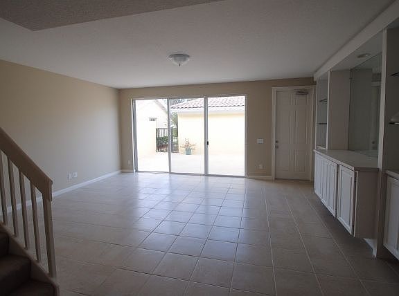 3rd image of 1657 Jeaga Dr