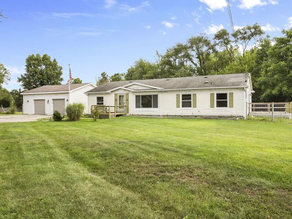 70955 Ironwood Dr, Niles, MI 49120