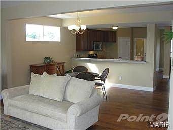 5th image of 3827 Robert Ave