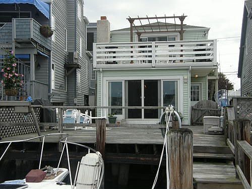 4th image of 1704 Bay Ave