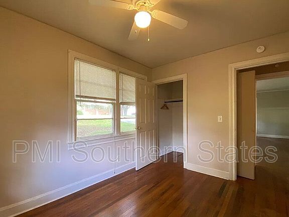 4th image of 8 Glendale St