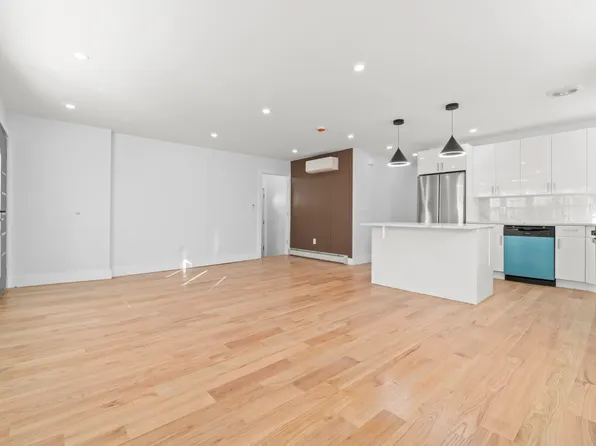 245-33 147th Road image 5 of 26