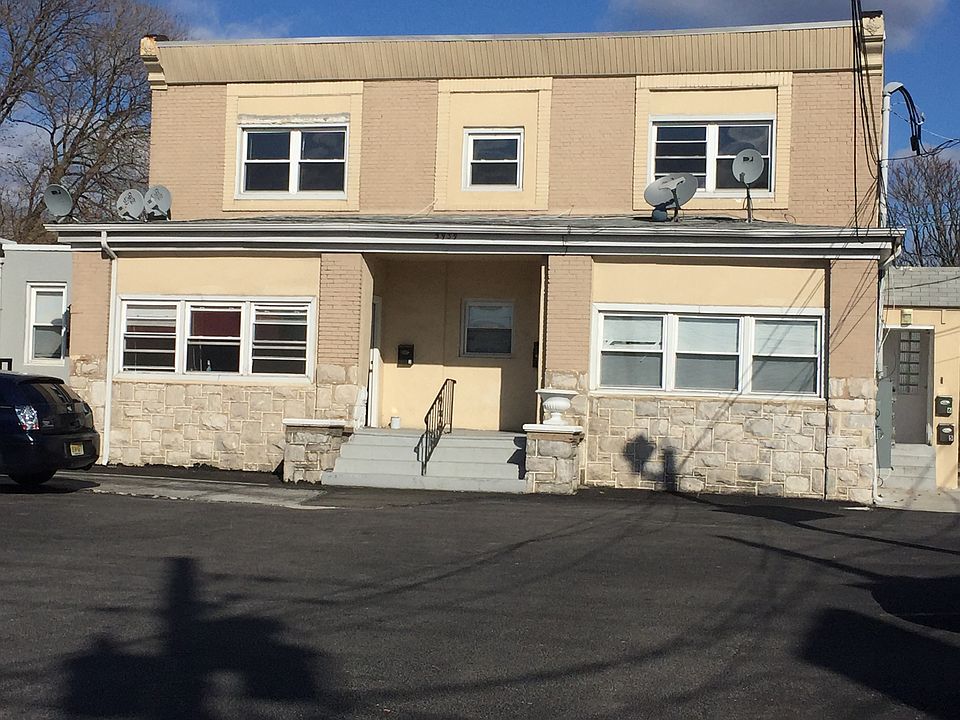 Building Photo 4