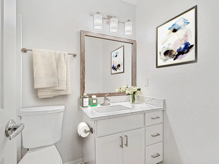 Southpark Commons Apartment Homes — Photo 14