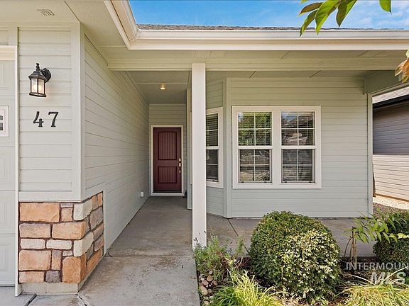 3rd image of 47 S Selwood Ln