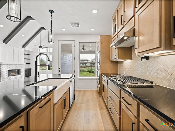 4th image of 12184 Heartvine Pkwy