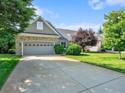 8842 Oakland Hills Cir, Portage, MI, 49024