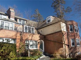 52 Underhill Rd APT SR, Scarsdale, NY 10583