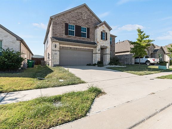 2nd image of 215 Hadley Ln