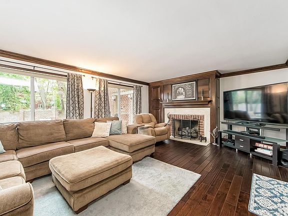 3rd image of 2257 Atlee Ct
