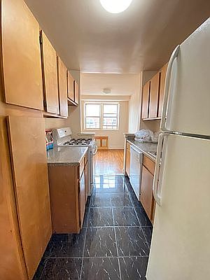 3rd image of 86-45 Saint James Ave #5W