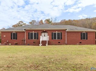 144 Woodland Hills Pl, Somerville, AL 35670