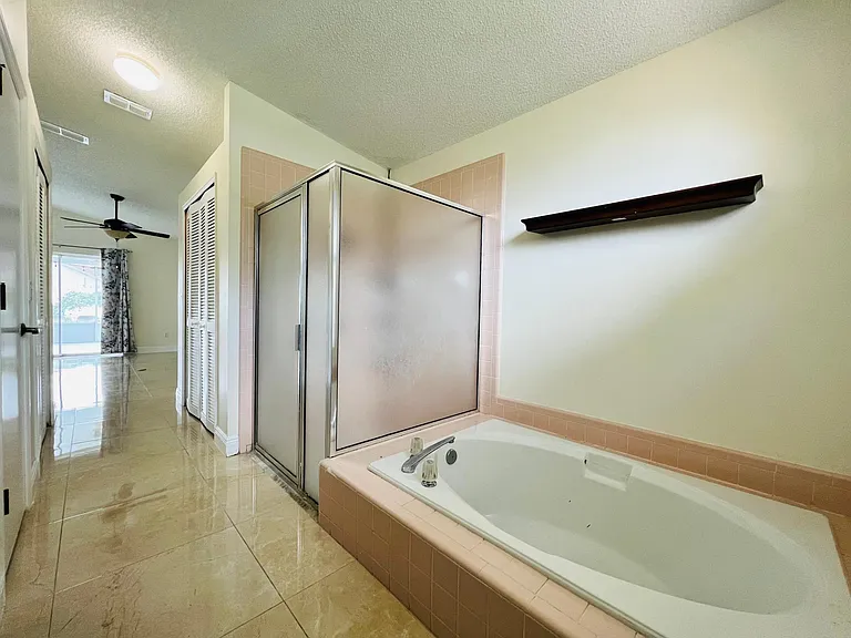 3909 Yellow Finch Ln — Photo 15