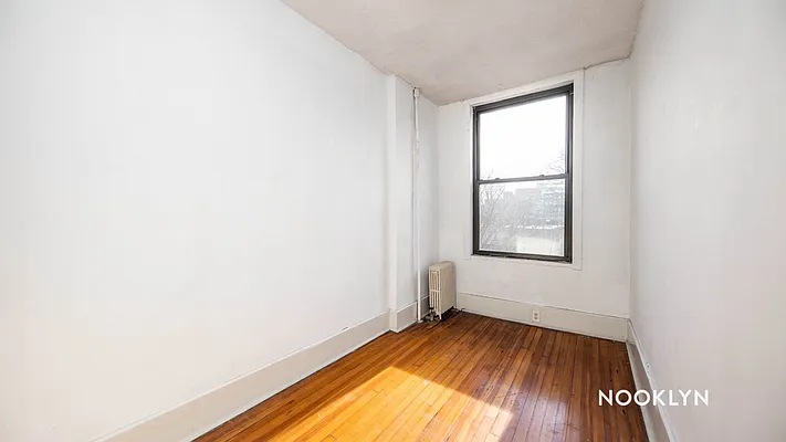 Rented by Nooklyn NYC LLC | media 20