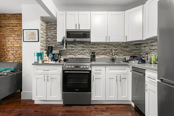ST様 3点 413 East 78th Street in Lenox Hill : Sales, Rentals