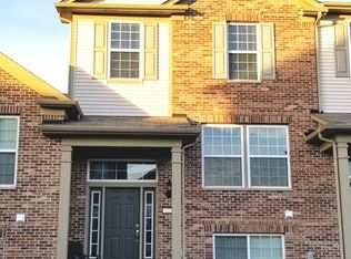 222 Devoe Dr, Oswego, IL 60543