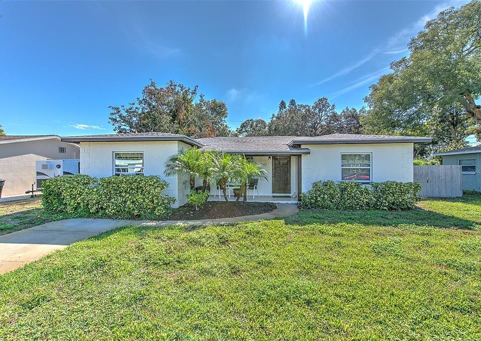 1st image of 7542 19TH AVENUE N