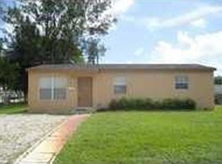 841 NW 69th Ter, Hollywood, FL 33024