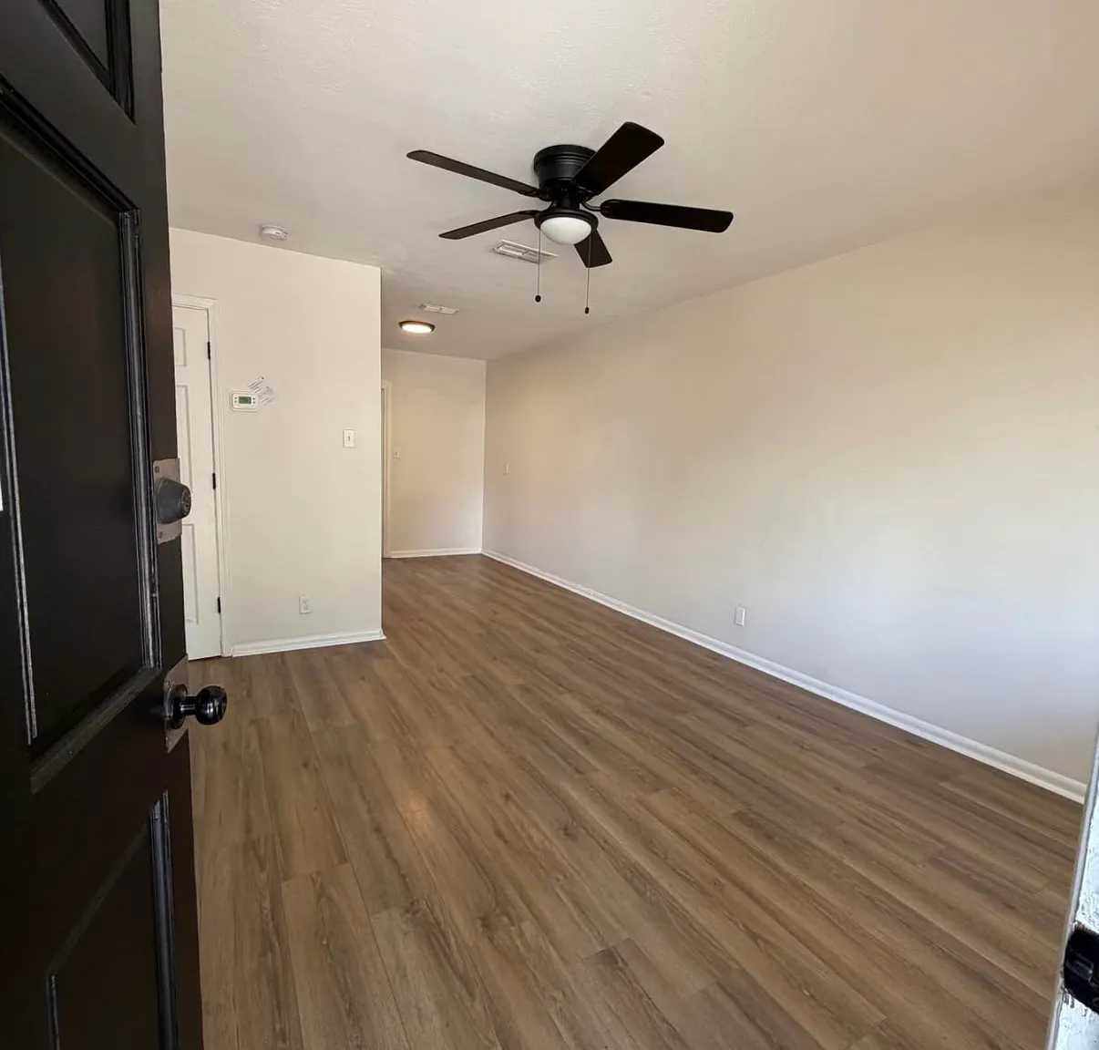 3415 Spring Glen Rd — Photo 1