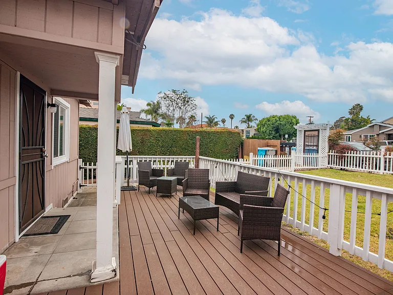 2251 Felspar St — Photo 22