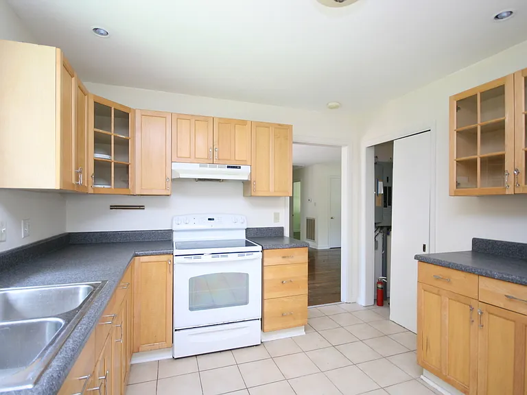 507 Bob Wallace Ave SW — Photo 17