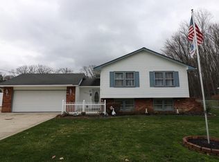 6275 Chase Dr, Mentor, OH 44060