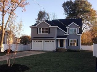 1 Dunham Rd, Framingham, MA 01701