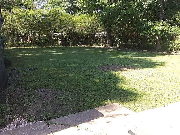4th image of 4327 Leatherwood Ave