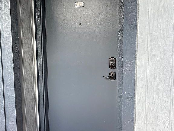 4th image of 3852 Southpointe Dr #U-6