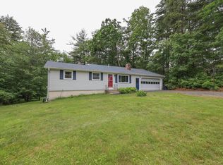11 Newburgh Rd, Nashua, NH 03062