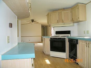#29kitchen.JPG