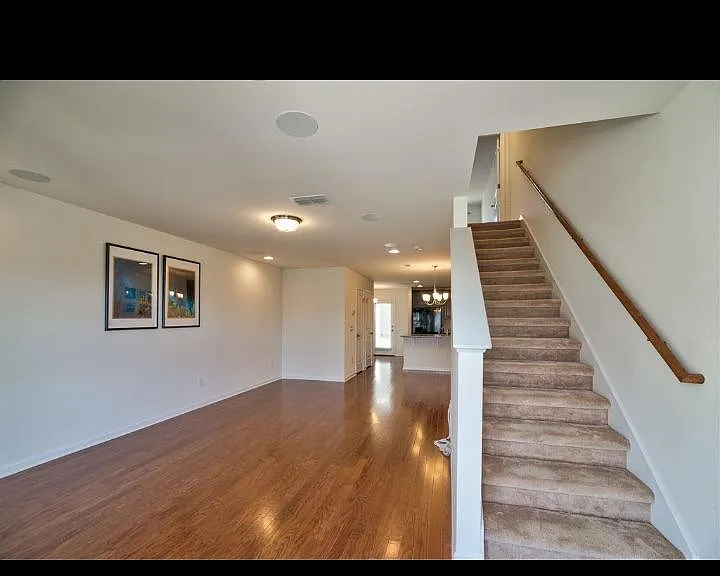 3020 Friars Trl — Photo 2