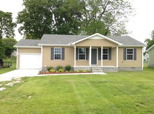512 NE Atlantic St, Tullahoma, TN 37388