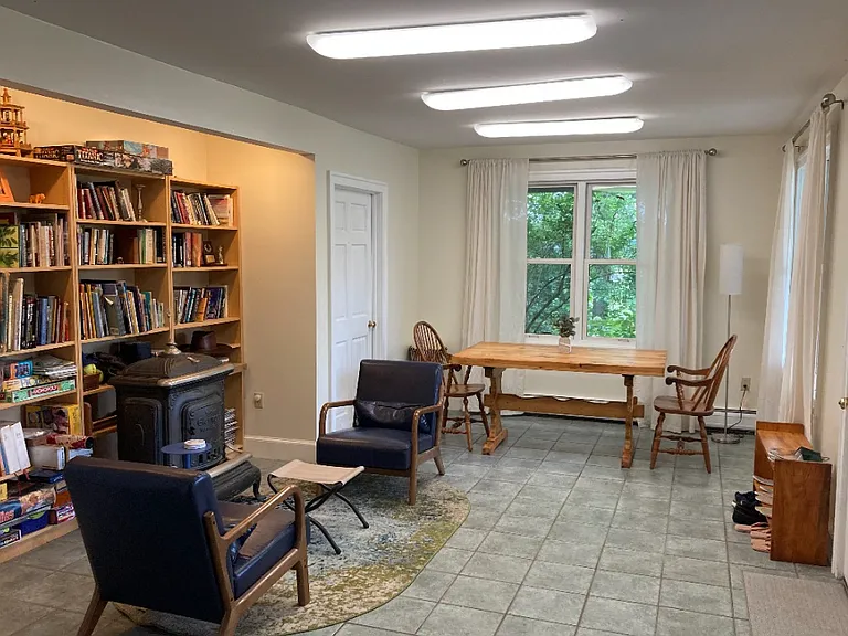 352 E Hadley Rd #1 — Photo 9