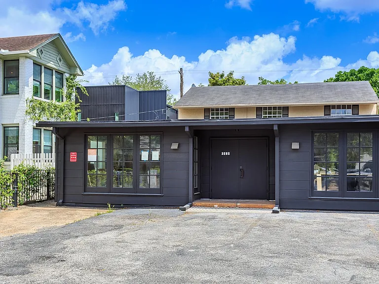 1420 W Alabama St #A — Photo 1