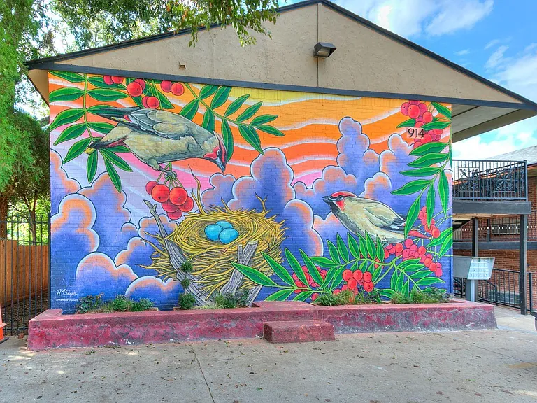 916 NW 9th St #N — Photo 1