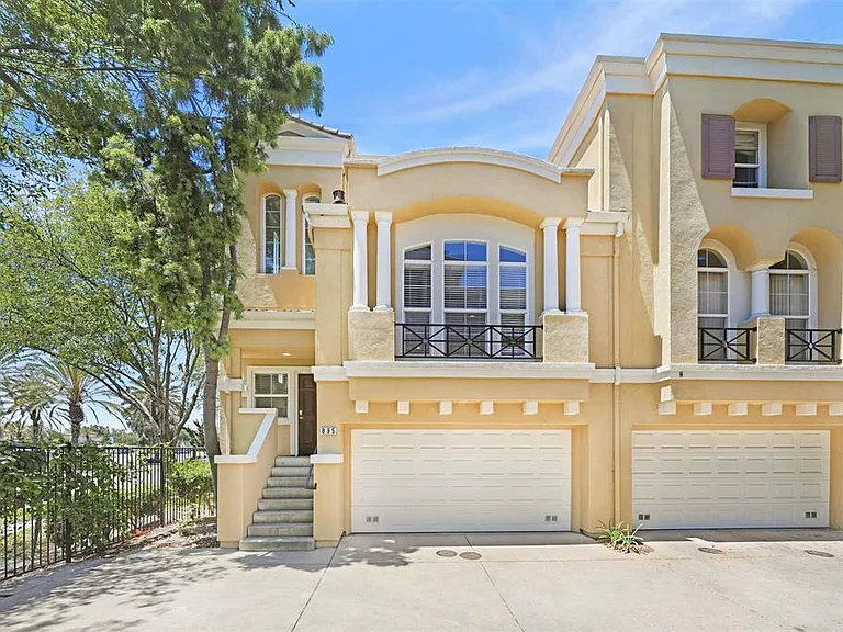 895 Inspiration Pl — Photo 1