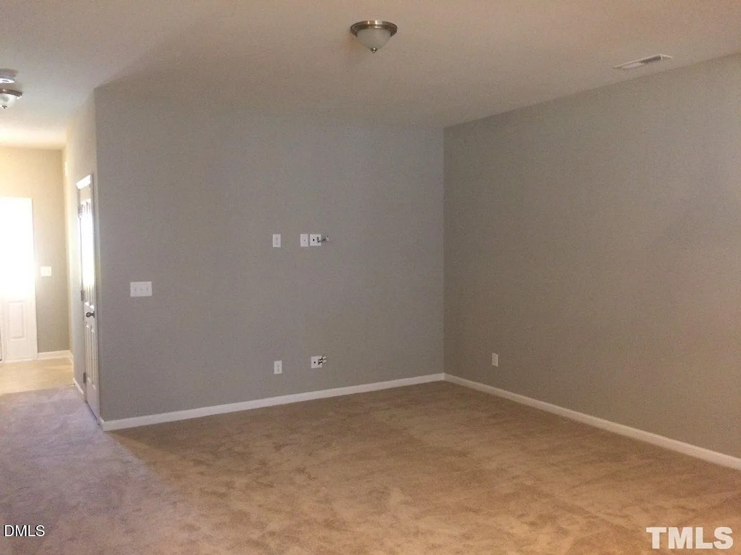 122 Phantom Lane — Photo 2