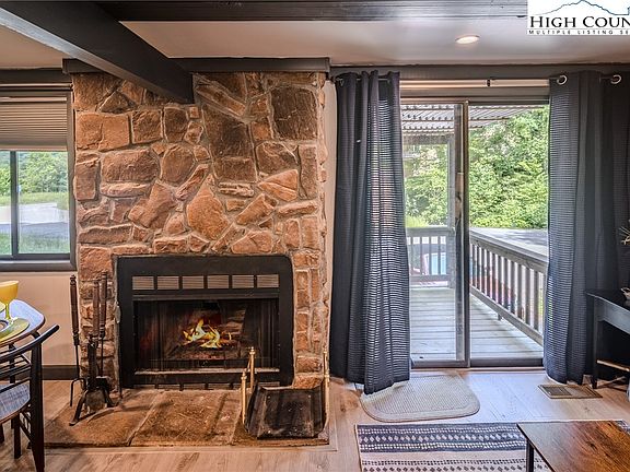 5th image of 24 Creekside Drive #C