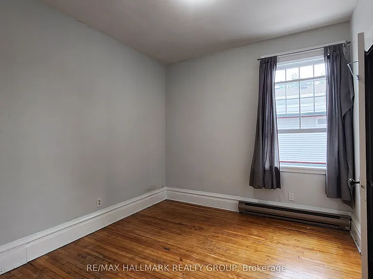 125 Glenora St #3 — Photo 17
