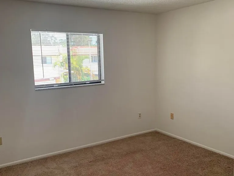 8721 Lantana Ct — Photo 7
