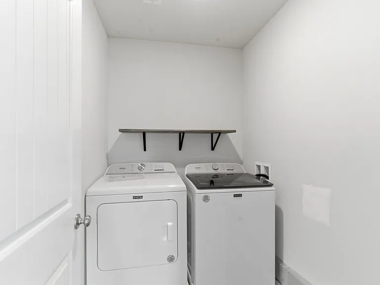 135 Varina Dr — Photo 8