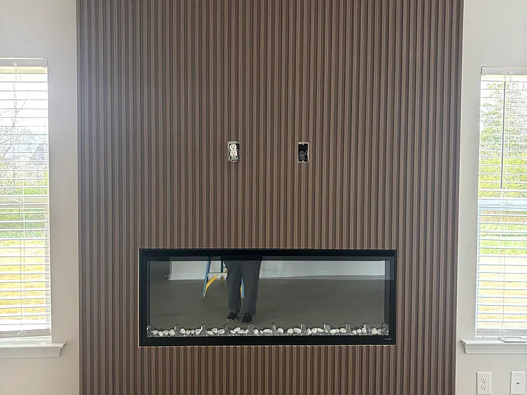 Electric fireplace with remote control